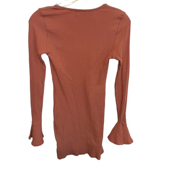 FP Beach Free People Who Needs Sleep Dress Womens Small Salmon Bell Sleeve Mini - Picture 5 of 9